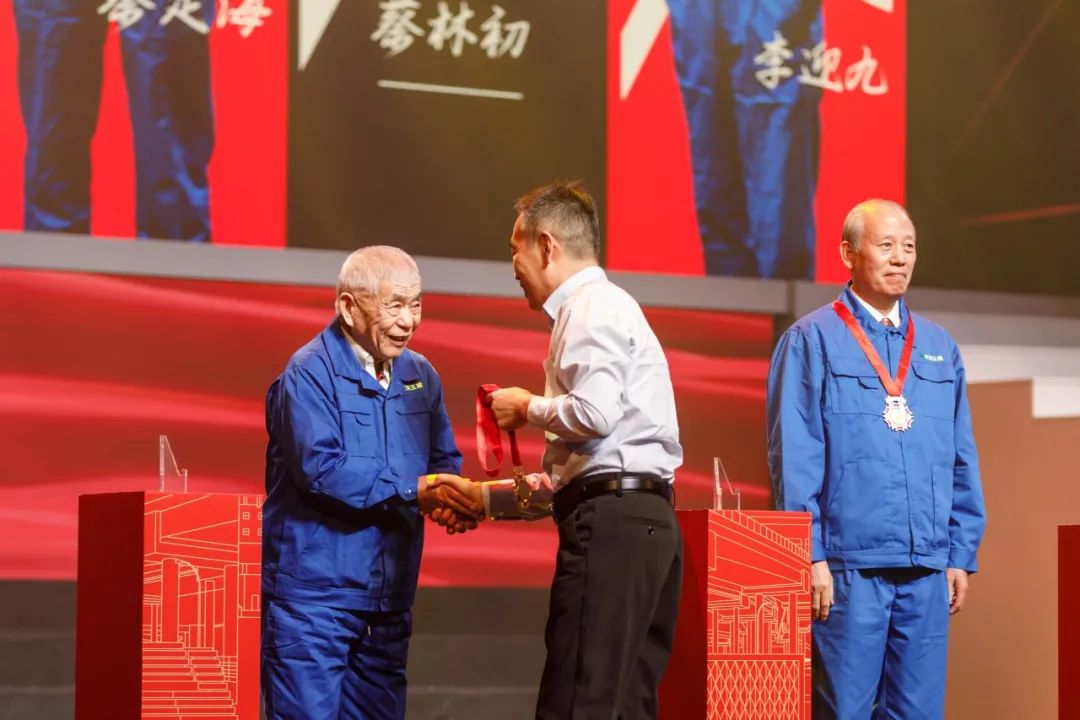 河南建筑产业发展论坛暨河南亚新注册成立70周年庆祝大会圆满举行(图22) 图片