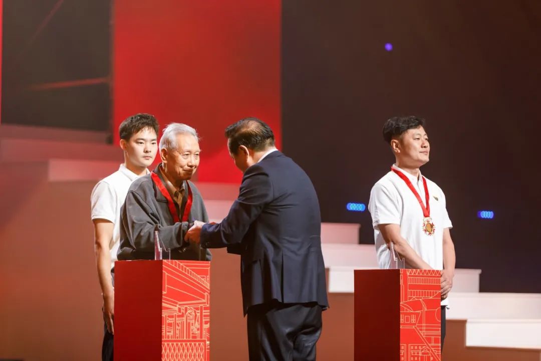 河南建筑产业发展论坛暨河南亚新注册成立70周年庆祝大会圆满举行(图20) 图片